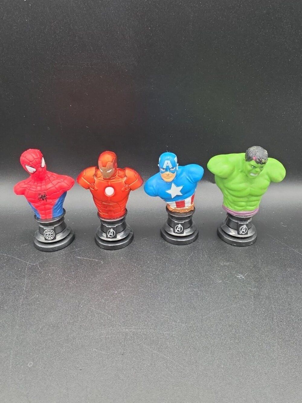 Marvel Avengers Mini Bust Figures Lot Of 4 Iron Man Hulk Spider Man Captain Amer